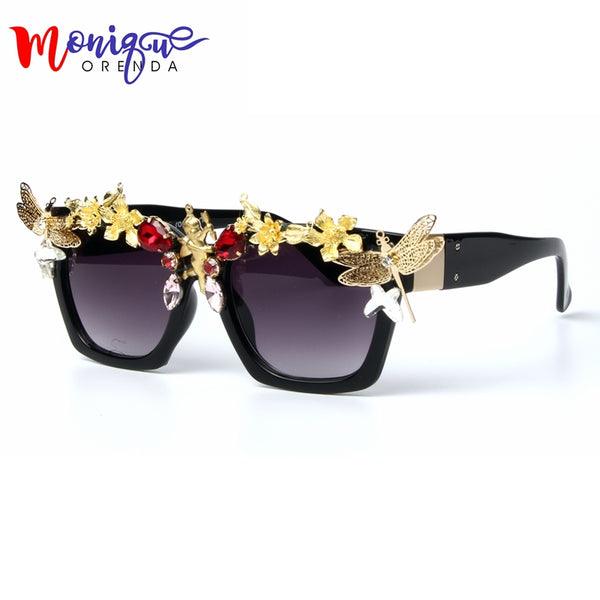 Sunglasses for women Baroque Gold Flower with Crystal glasses Luxury Women Sun Beach Square Vintage Sun glasses Fashion Shades