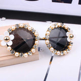 2019 Classic Retro Round Sunglasses women Brand Designer Luxury Crystal Ladies sunglasses Summer Sun Beach Flower Sunglasses